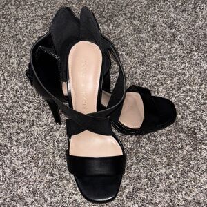 Kelly & Katie Black Heels with Ankle Strap and Elegant Design